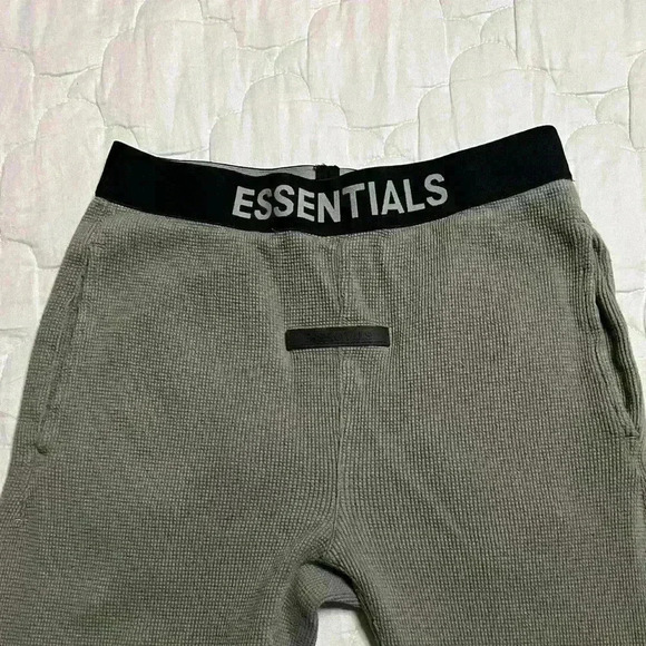 FEAR OF GOD FOG ESSENTIALS GREY JERSEY  LOUNGE PANTS - MEN'S xtra SMALL - Picture 4 of 10